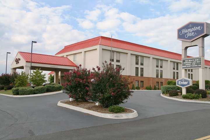 Hampton Inn Dublin Newbern Екстериор снимка